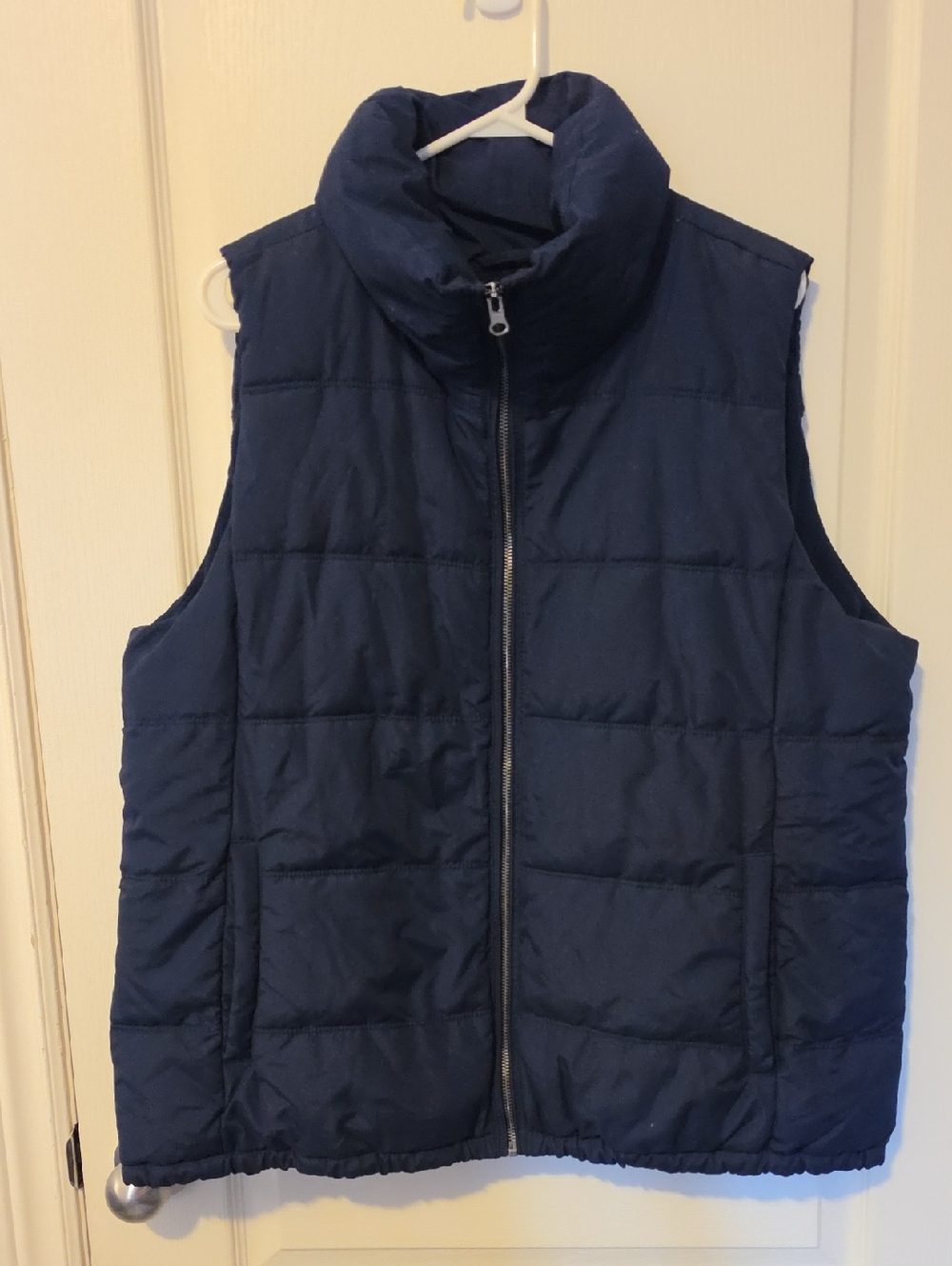 Old Navy Navy Blue Puffer Vest